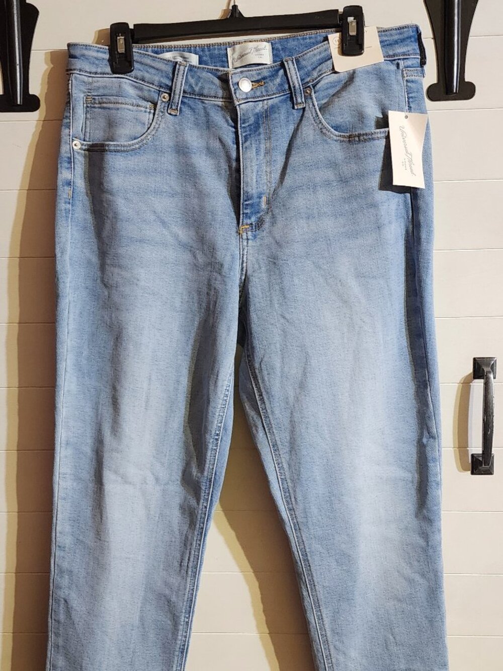 Universal Thread Jeans